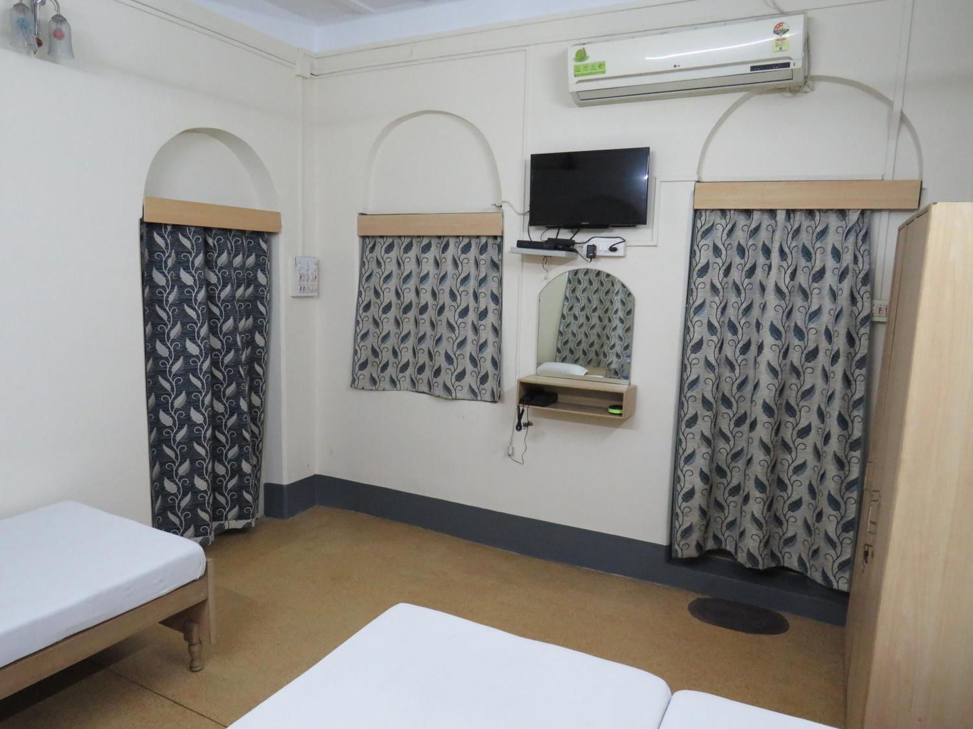 Shaw Guest House Kolkata Bagian luar foto