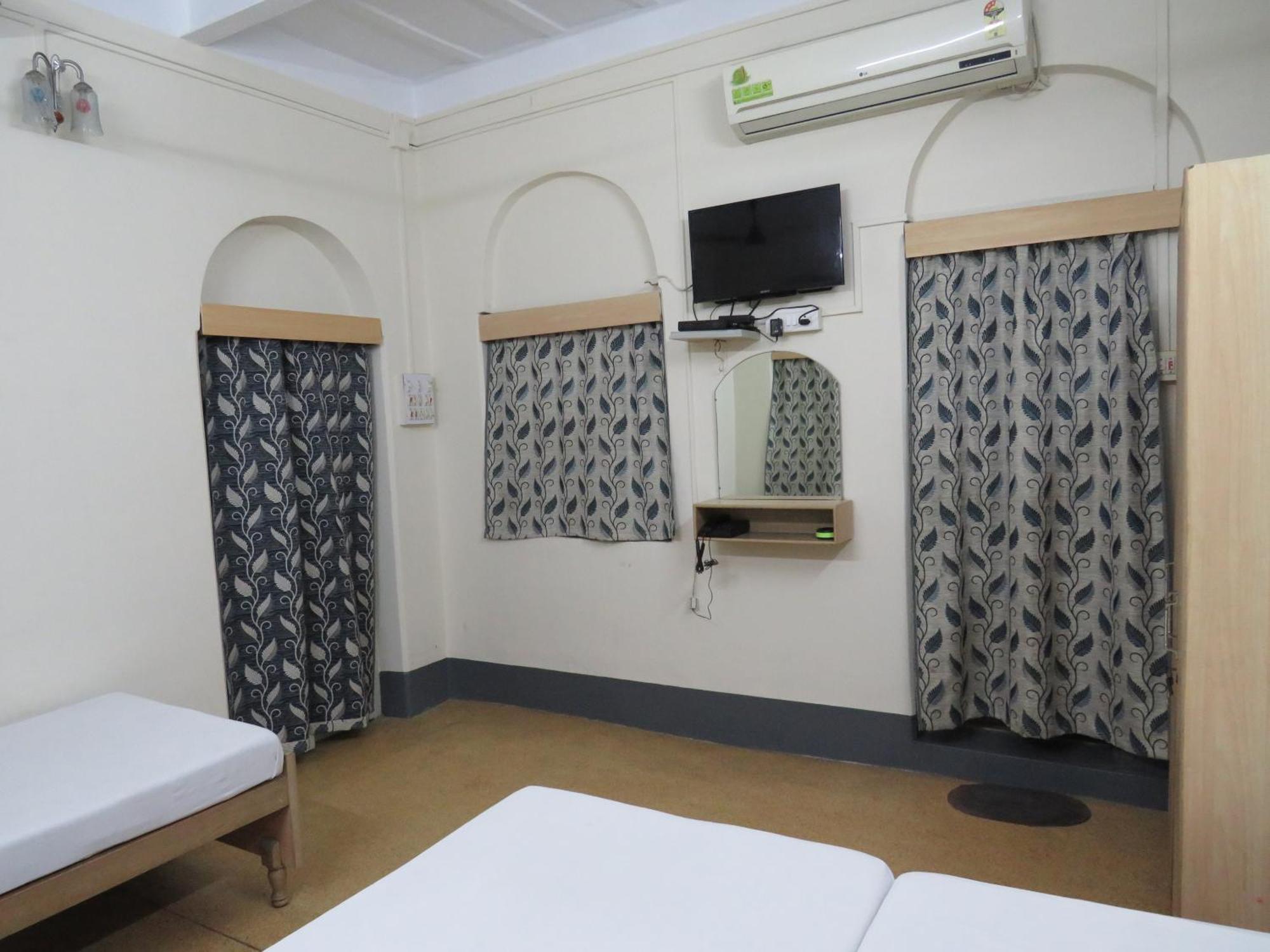 Shaw Guest House Kolkata Bagian luar foto