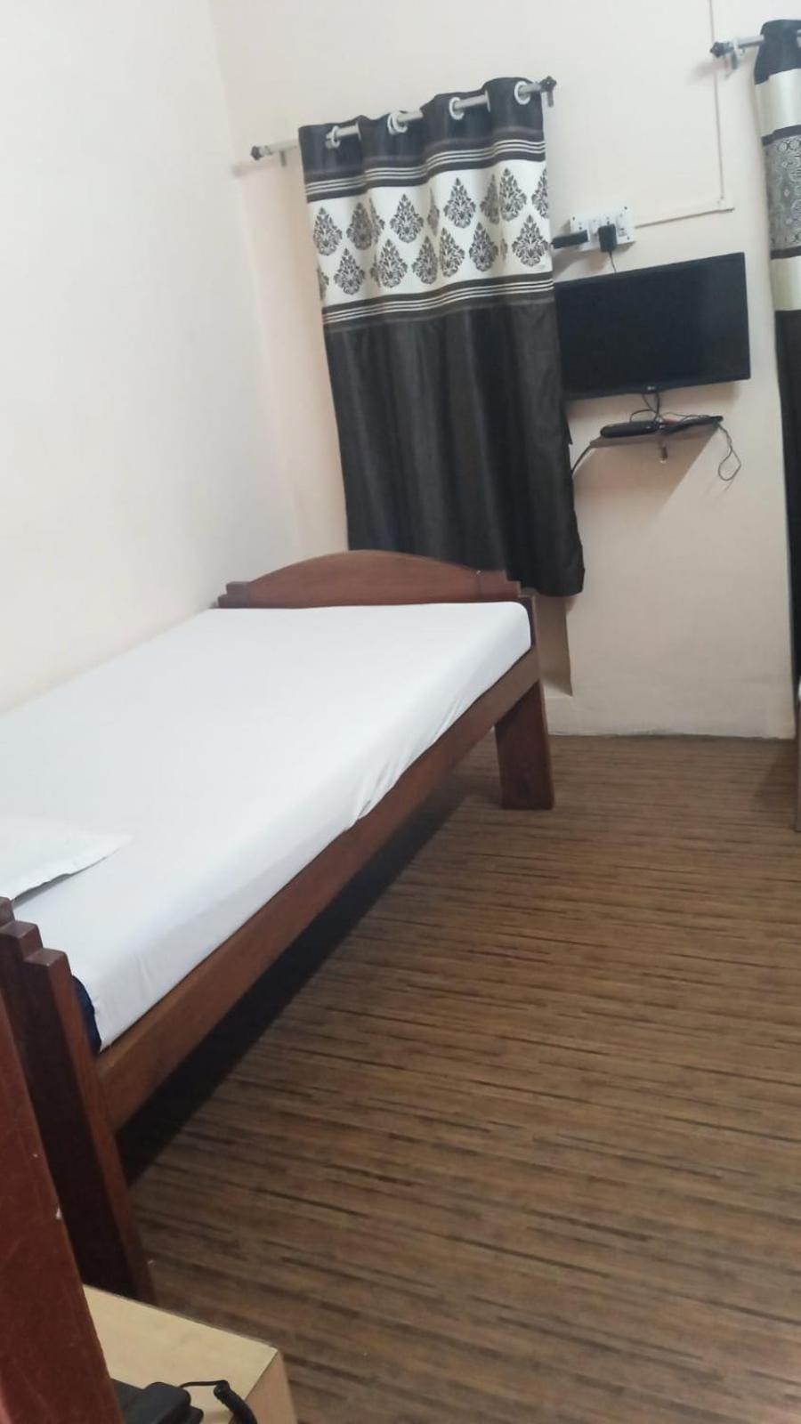 Shaw Guest House Kolkata Bagian luar foto