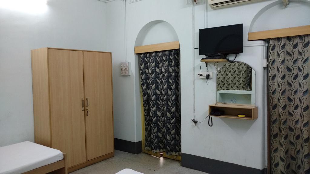 Shaw Guest House Kolkata Bagian luar foto
